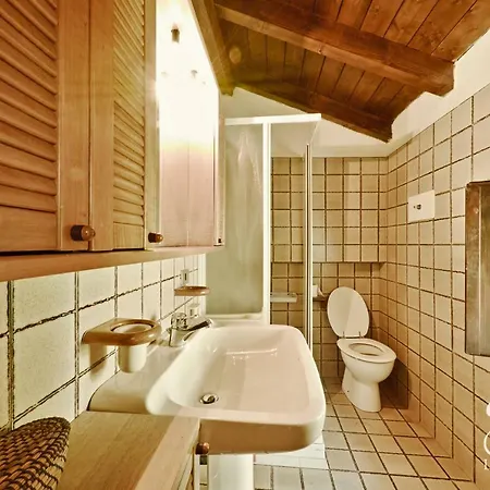 Panorama Apartment *